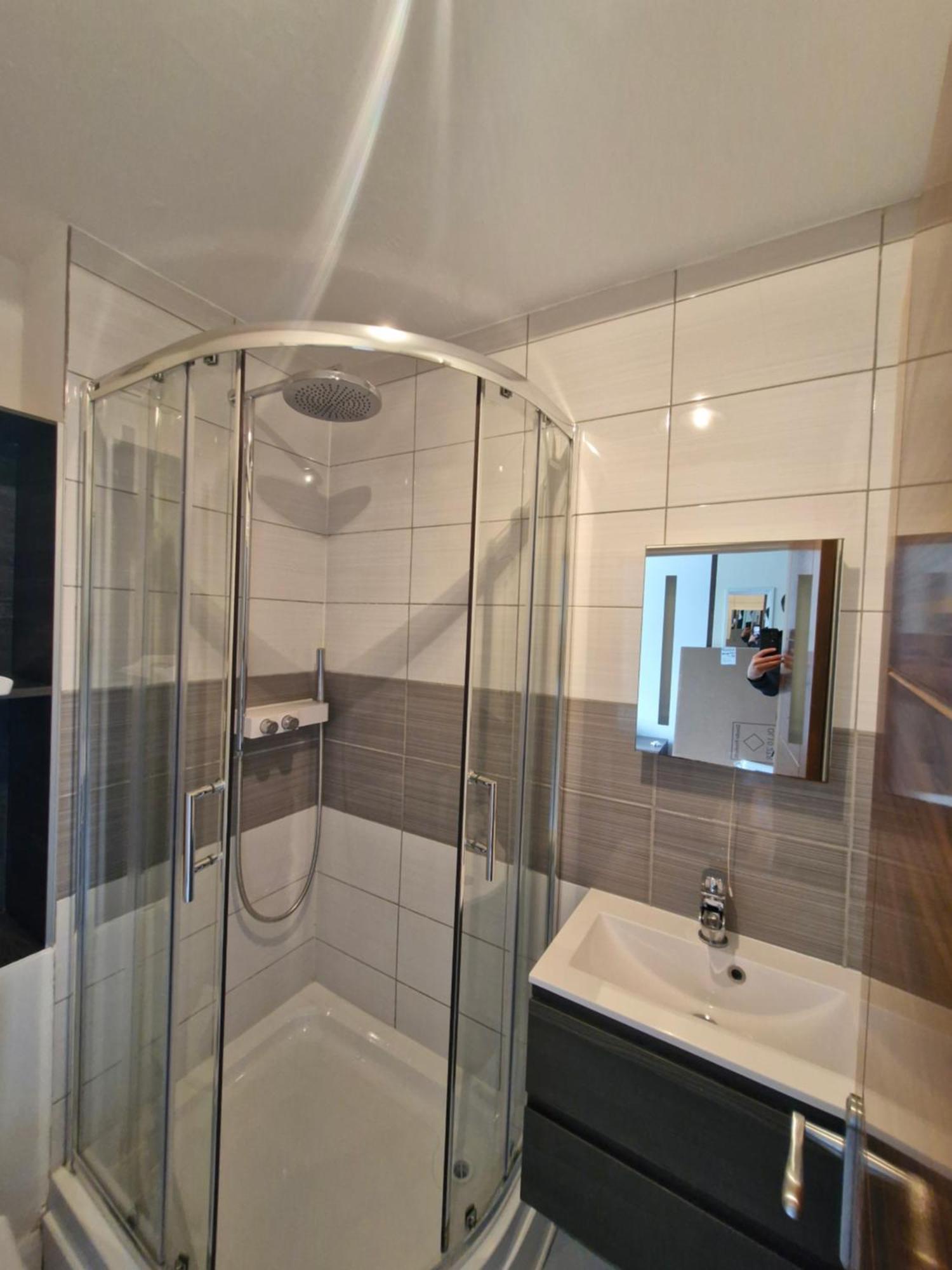 Bright Spacious Airy 2 Bed Flat Ealing Ngoại thất bức ảnh